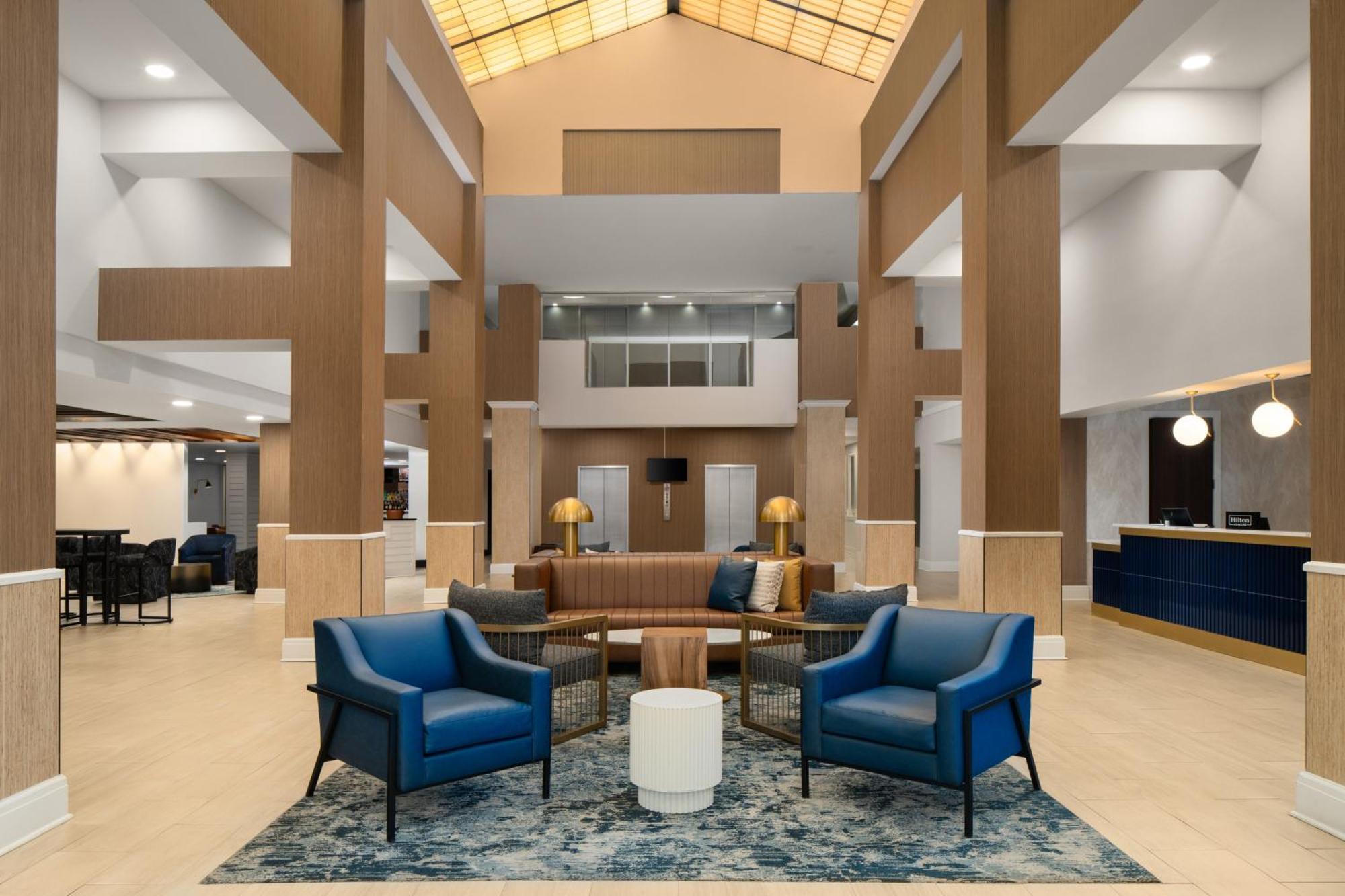 Doubletree By Hilton Airport 4*